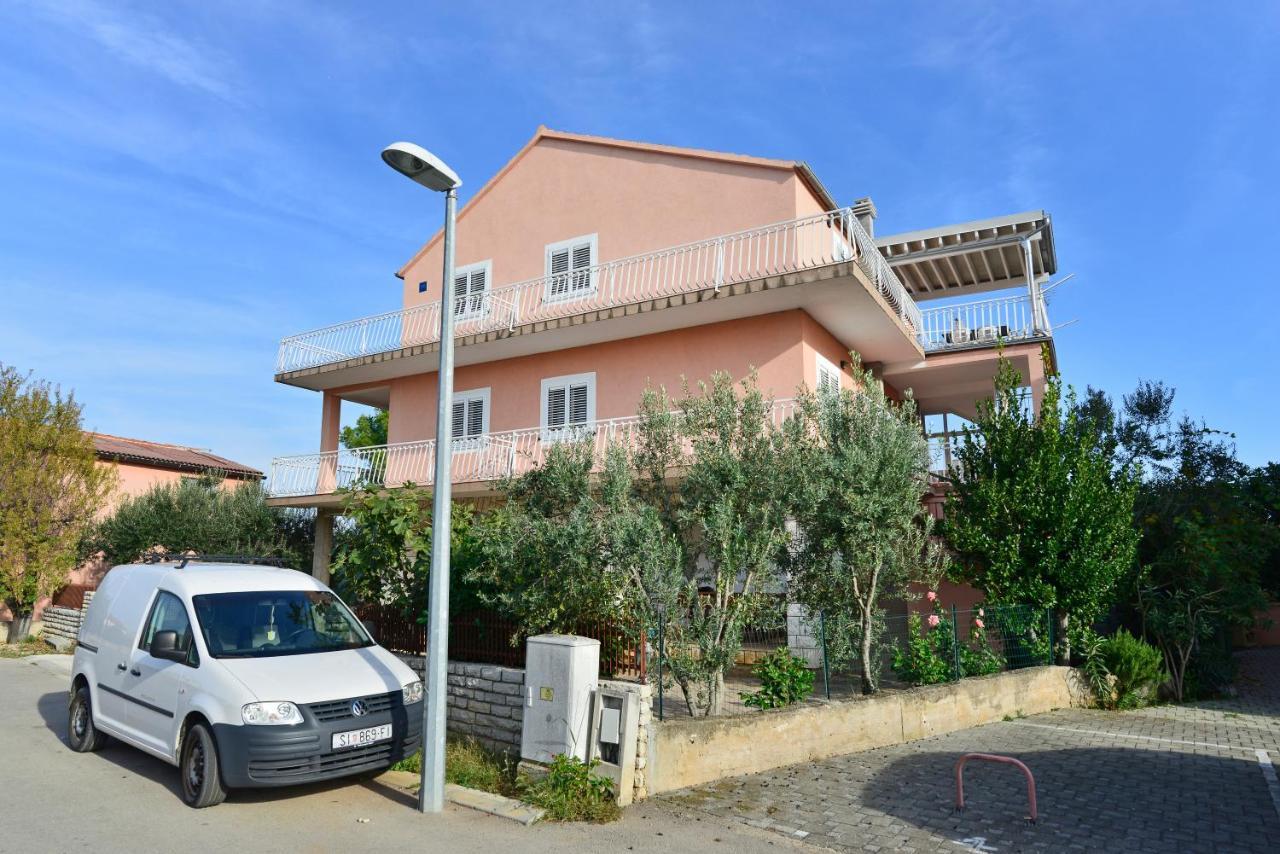 Apartments Martina Vodice Eksteriør billede