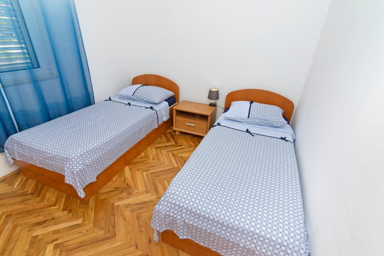 Apartments Martina Vodice Eksteriør billede